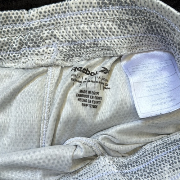 Boys XL short Bundle - Picture 4 of 9